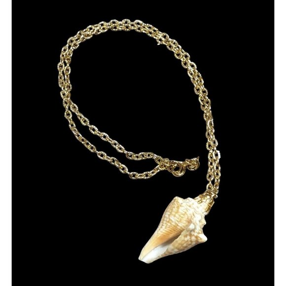 Mermaidcore Genuine Seashell Pendant Necklace - Picture 1 of 6